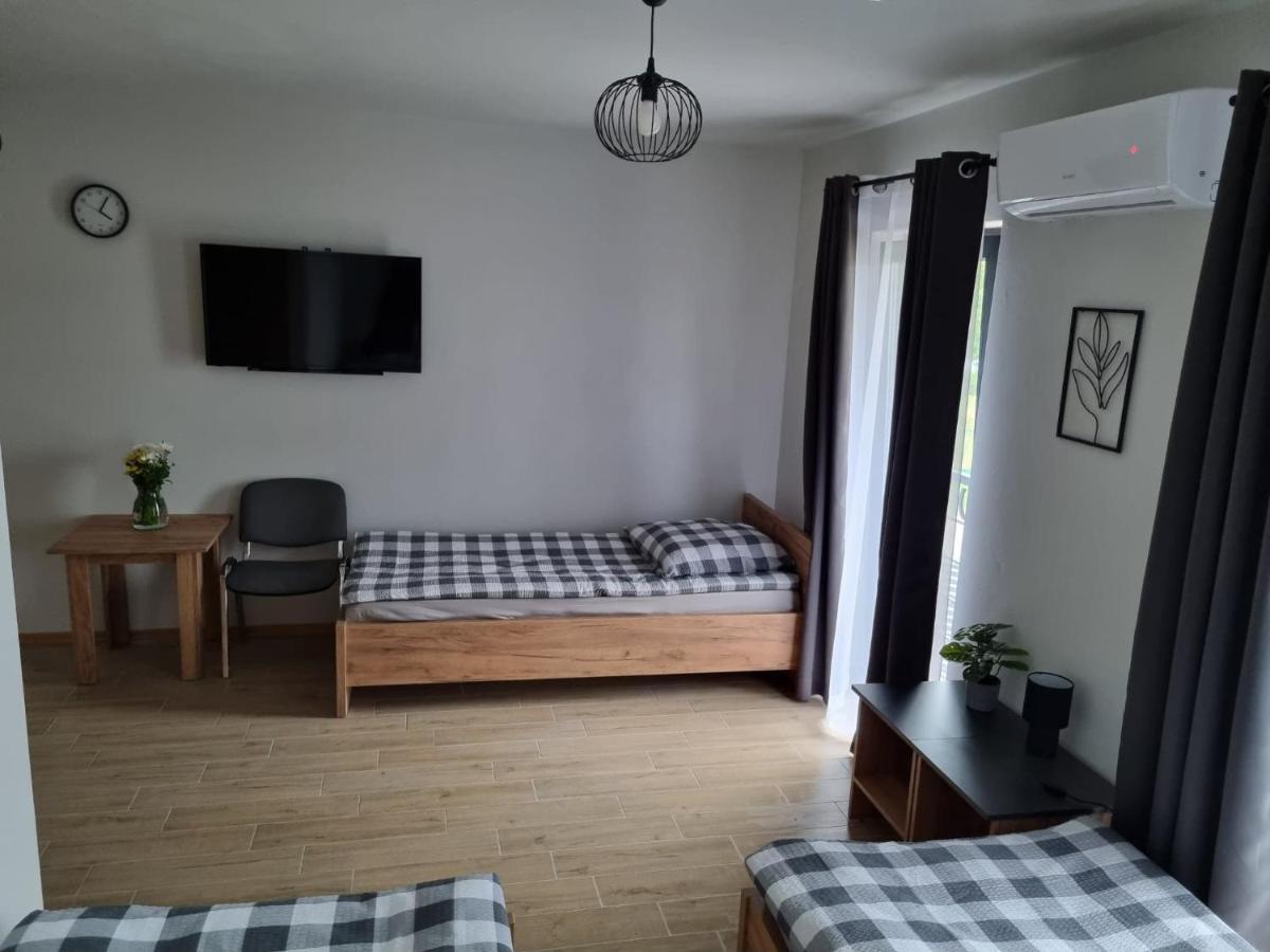 Pokoje Pod Wietrznia Kielce Esterno foto